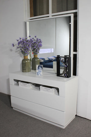 Paddington Dresser with Mirror